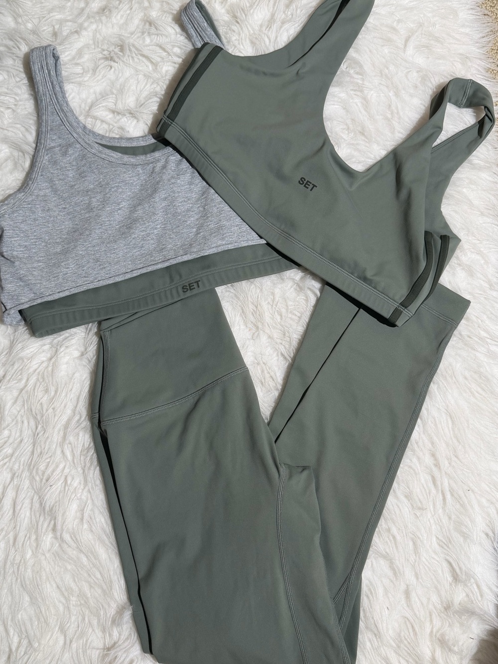 NEW Set Active L / XL Matching Set Kelp Green Leggings Sports Bra Sportbody yoga
